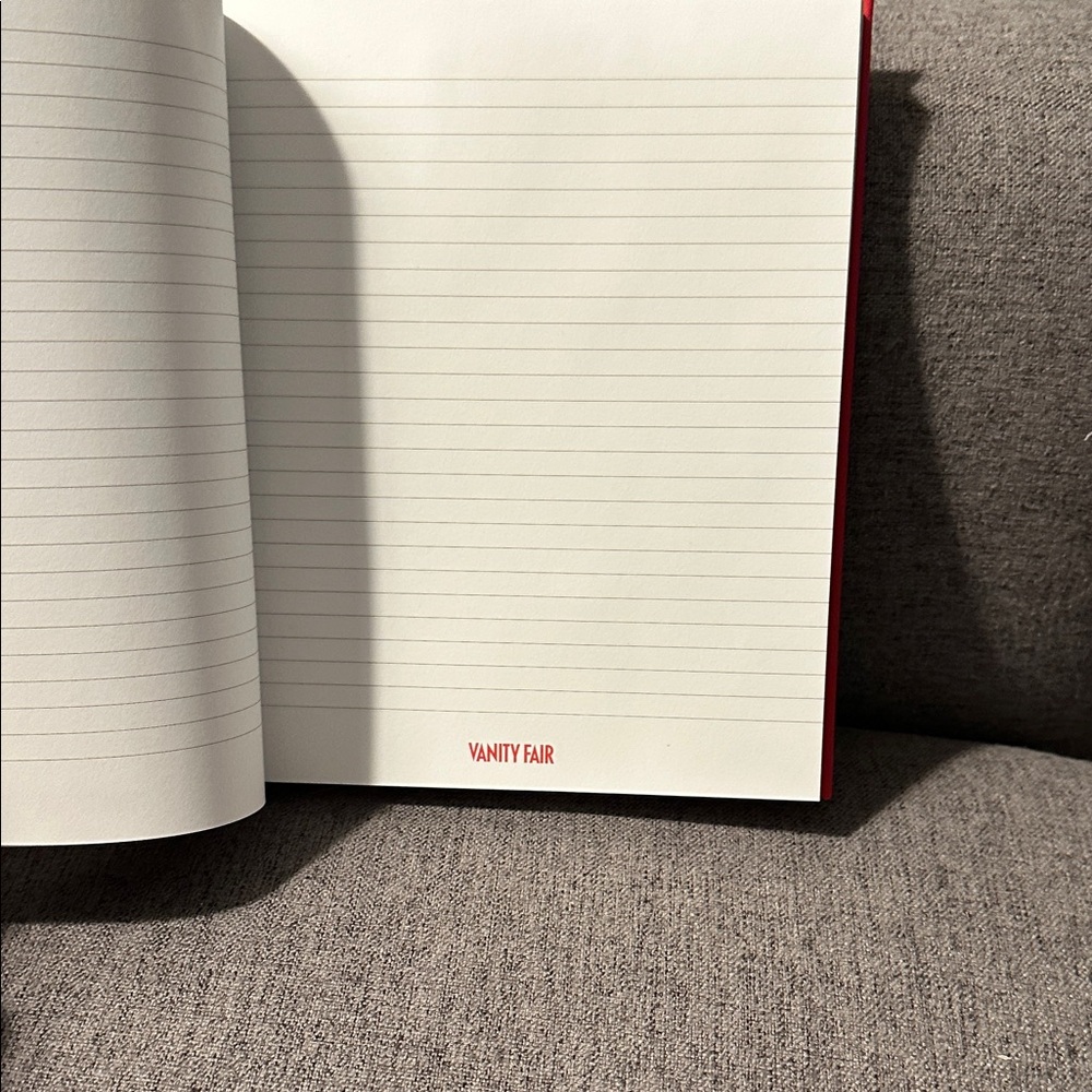 Vanity Fair Red Notes Book - Picture 4 of 9